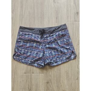 Patagonia Wavefarer Geometric Tribal Womens Swim Board Shorts Sz. 4